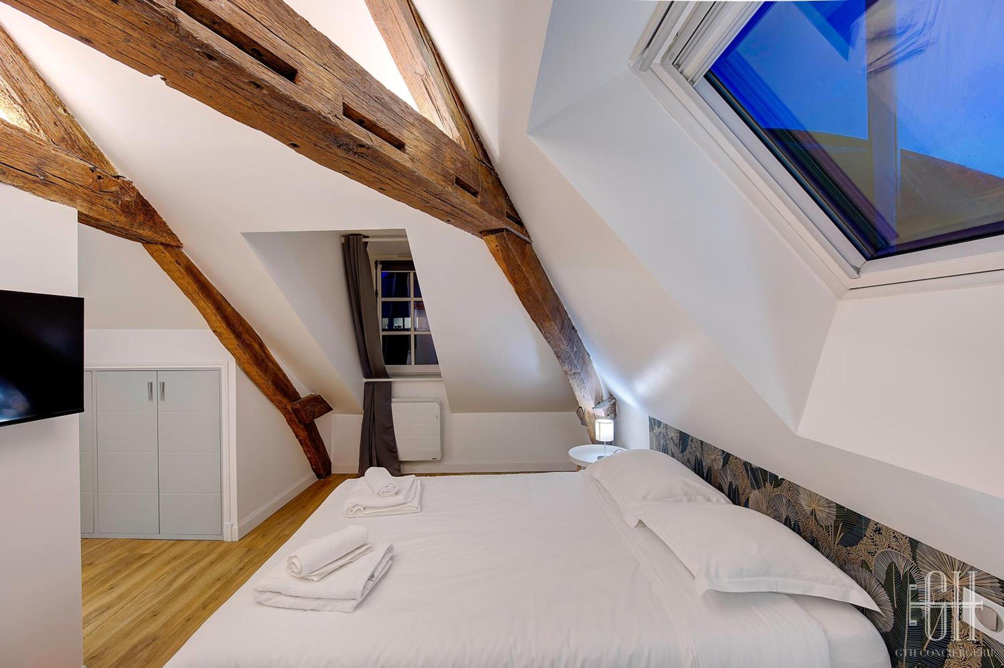 L'azur / 100m Gare Apartment
